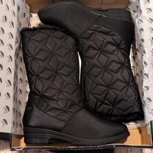 Never Worn! Women's Totes Black, Waterproof Boots, Size 7
